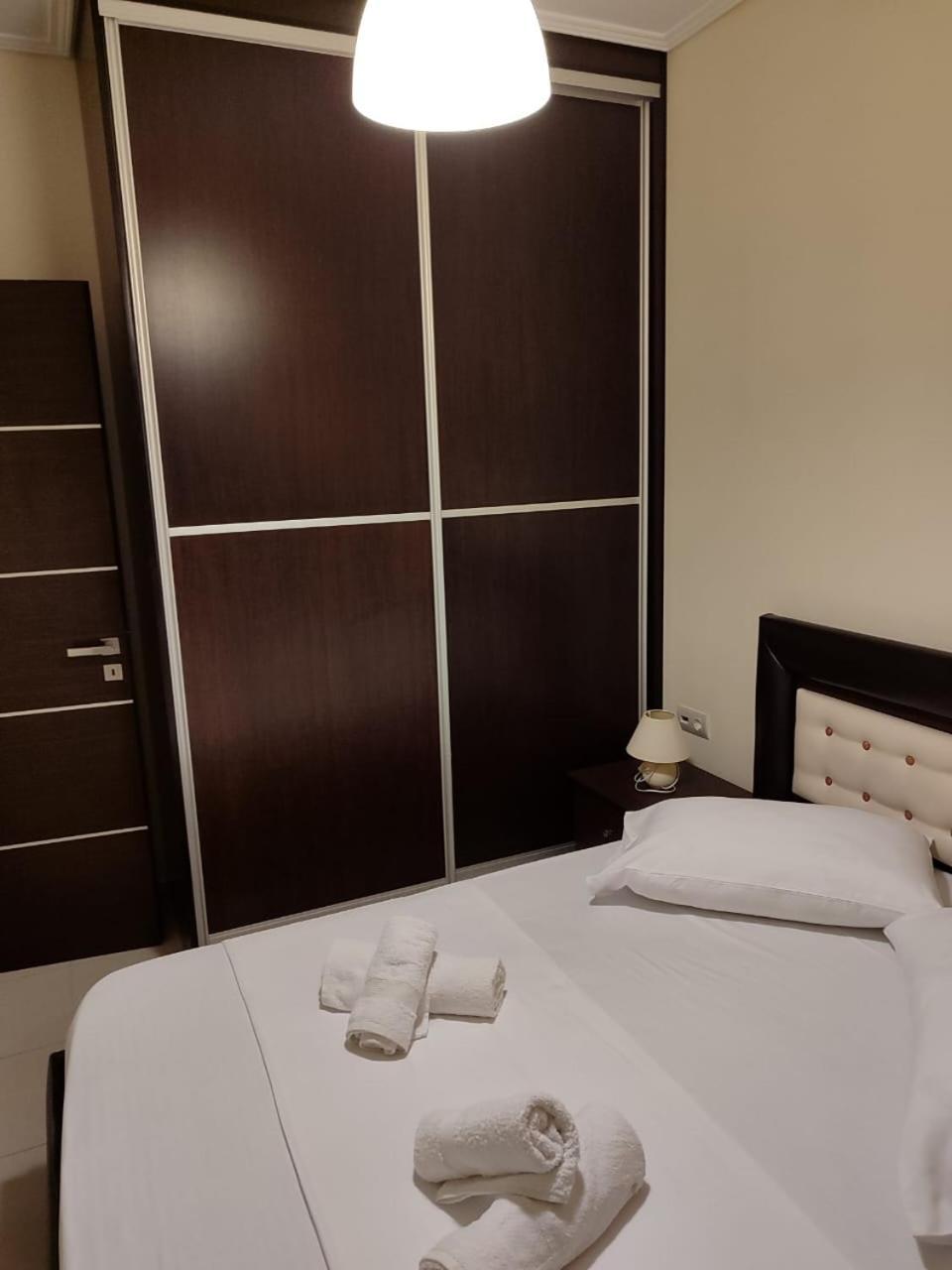 Adam Apartments Sarande Exterior photo